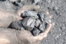  مواد معدنی | سنگ کرومیت سنگ کرومیت معدن دپو شده عیار 46 ب بالا